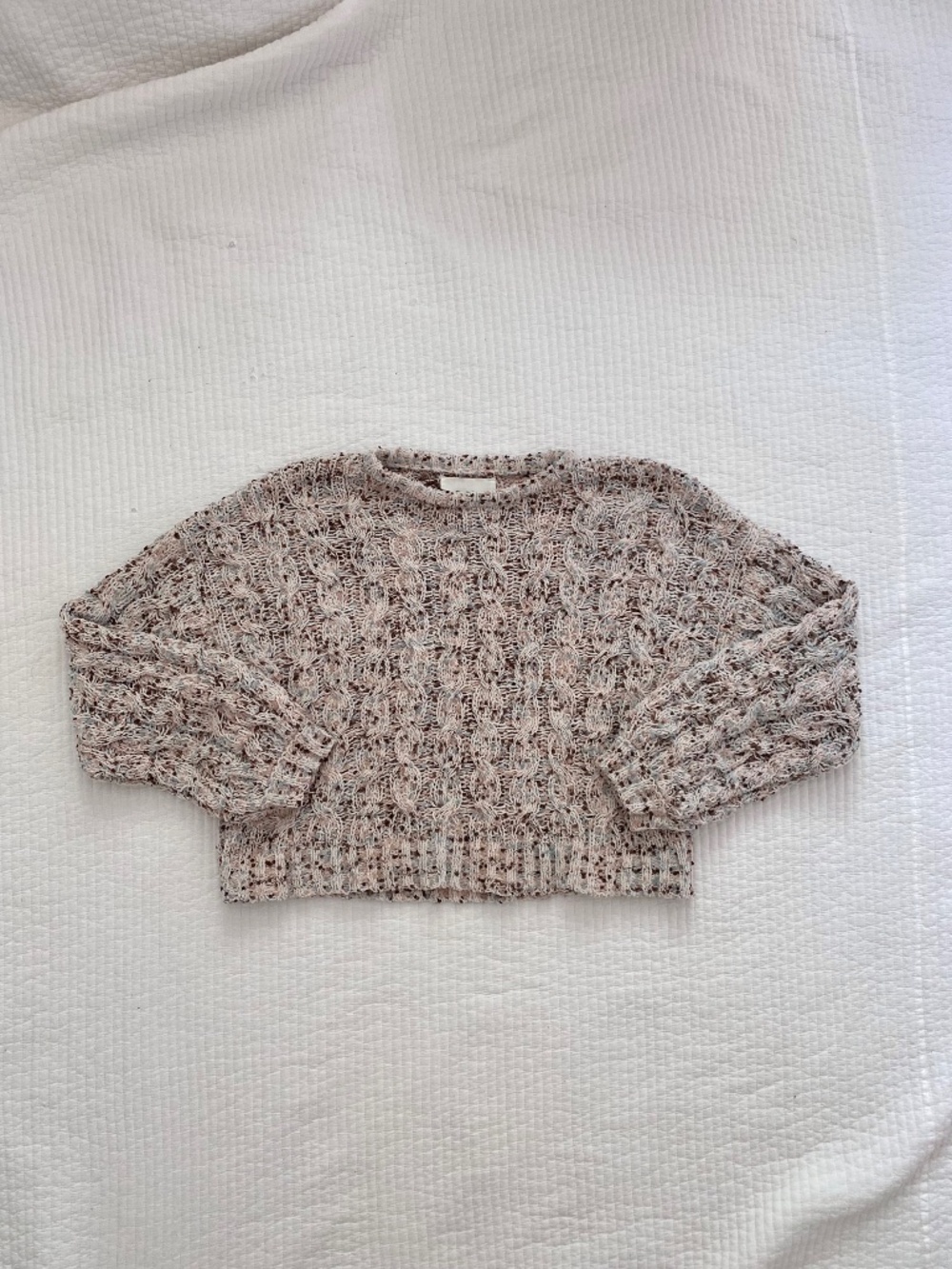 Jessica Simpson soft beige sweater